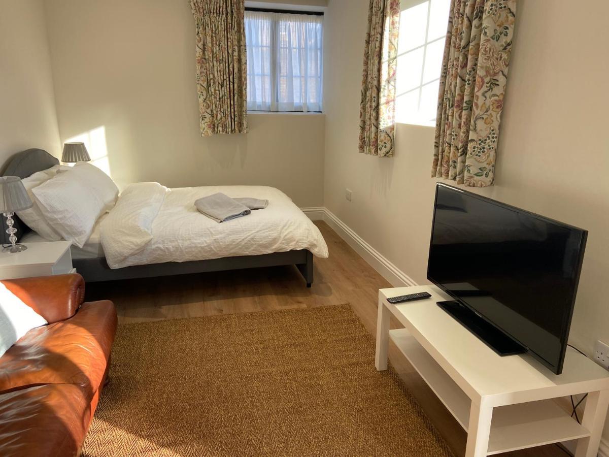 Potcote Farm Stables Accommodation Spots Stable Тостер Экстерьер фото